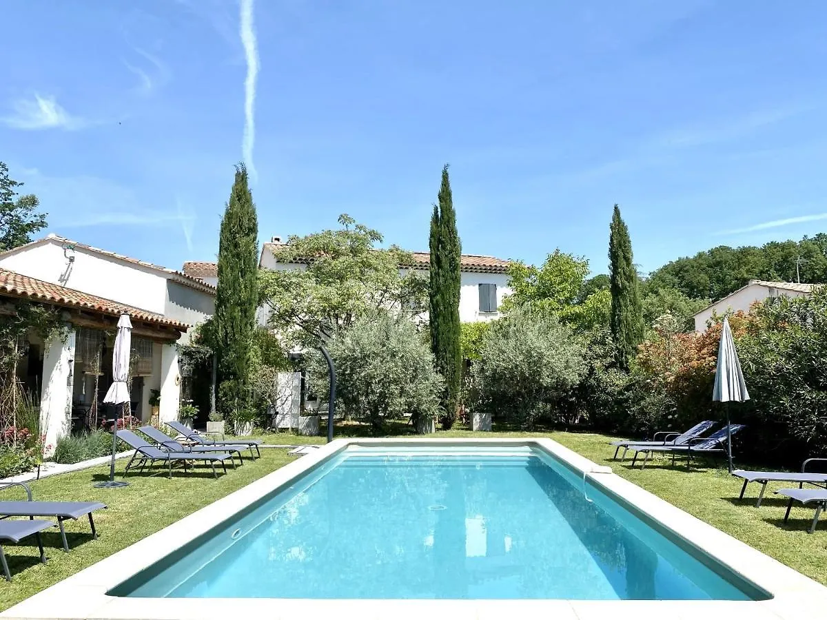 Le Jardin De Lau Villa Aubignan 0*,